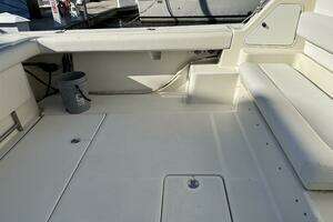 1993 Tiara Yachts 4300 Convertible thumbnail 14