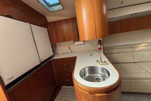 1993 Tiara Yachts 4300 Convertible thumbnail 43