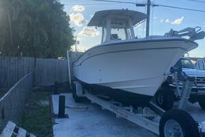 knot the usual 27ft Grady White Yacht For Sale