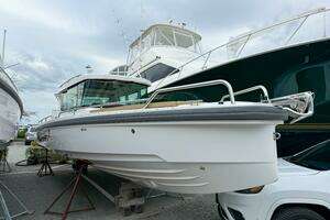 2020 Axopar 28 Cabin w/Wet Bar thumbnail 10