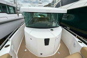 2020 Axopar 28 Cabin w/Wet Bar thumbnail 22