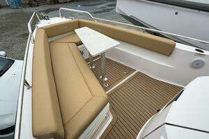 2020 Axopar 28 Cabin w/Wet Bar thumbnail 14