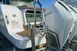 2024 Axopar 45 XC Cross Cabin thumbnail 43