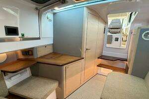 2024 Axopar 45 XC Cross Cabin thumbnail 29