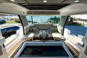 2024 Axopar 45 XC Cross Cabin thumbnail 12