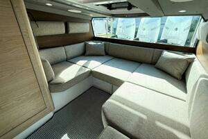 2024 Axopar 45 XC Cross Cabin thumbnail 22