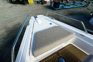 2024 Axopar 45 XC Cross Cabin thumbnail 39