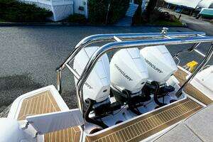 2024 Axopar 45 XC Cross Cabin thumbnail 45
