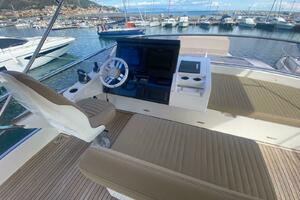 77ft Azimut Yacht For Sale
