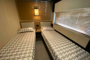 77ft Azimut Yacht For Sale