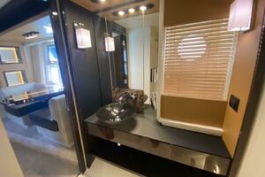 77ft Azimut Yacht For Sale