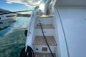 2016 Azimut 77S thumbnail 13