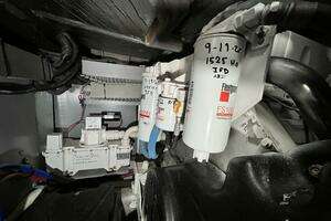 2003 Sea Ray 480 Sedan Bridge thumbnail 48