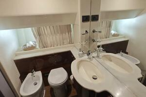 74FT (22.66M) FERRETTI YACHTS