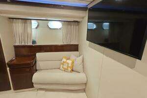2002 Ferretti Yachts 720 thumbnail 7