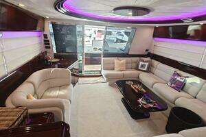 2002 Ferretti Yachts 720 thumbnail 11