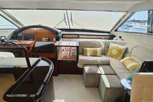 2002 Ferretti Yachts 720 thumbnail 3