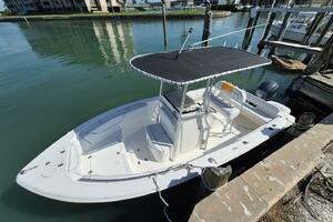 20ft NauticStar Yacht For Sale