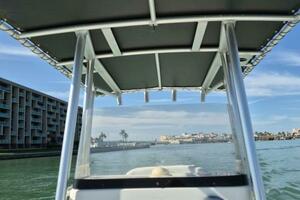 20ft NauticStar Yacht For Sale