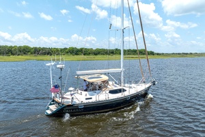 44' Taswell 2000