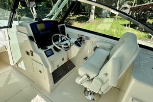 28ft Cobia Yacht For Sale