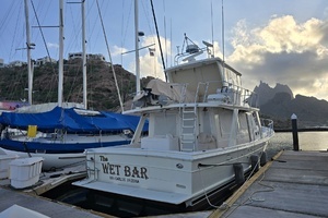 1989 Offshore Yachts 48 Sedan thumbnail 2