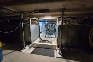 THE WETBAR 48ft Offshore Yachts Yacht For Sale