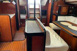 1991 Beneteau Oceanis 50 thumbnail 25