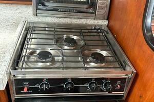 Zephyrus 50ft Beneteau Yacht For Sale