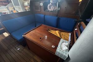 38ft Morgan Yacht For Sale