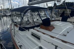 38ft Morgan Yacht For Sale