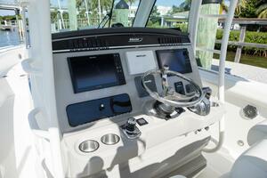 35 Boston Whaler 35ft Boston Whaler Yacht For Sale
