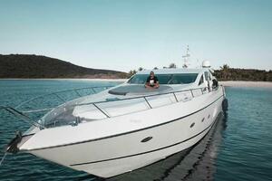 81FT (24.97M) SUNSEEKER