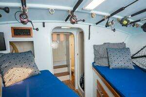 1987 Custom Carolina Island Boatworks 34 Express thumbnail 26