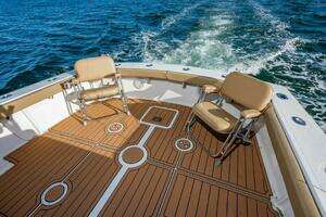 1987 Custom Carolina Island Boatworks 34 Express thumbnail 11