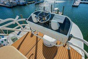 1987 Custom Carolina Island Boatworks 34 Express thumbnail 16