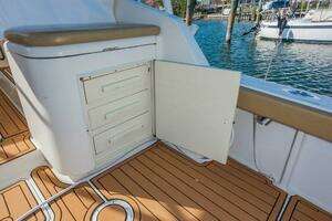 1987 Custom Carolina Island Boatworks 34 Express thumbnail 12