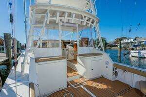 1987 Custom Carolina Island Boatworks 34 Express thumbnail 8
