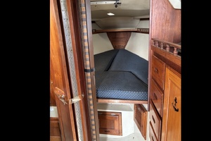 1981 Catalina 30 thumbnail 8