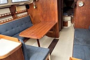 1981 Catalina 30 thumbnail 10