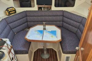 30ft Albin Yacht For Sale