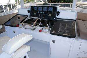 1989 Striker 62 Convertible thumbnail 59