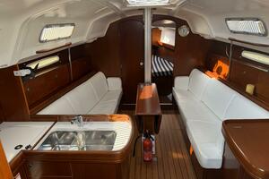 Va Bene 36ft Beneteau Yacht For Sale