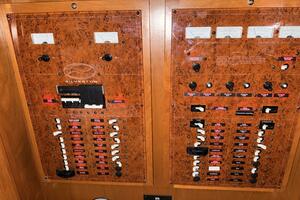 38ft Silverton Yacht For Sale