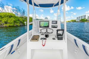 26ft Island Runner Yacht For Sale