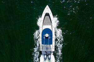 26ft Island Runner Yacht For Sale