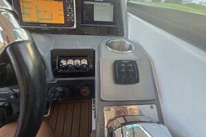 Fly Me 31ft Formula Yacht For Sale