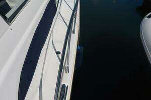 2005 Chris-Craft thumbnail 56