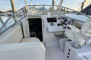 30ft Grady White Yacht For Sale