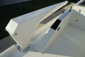 1990 Viking Cockpit Motor Yacht thumbnail 58